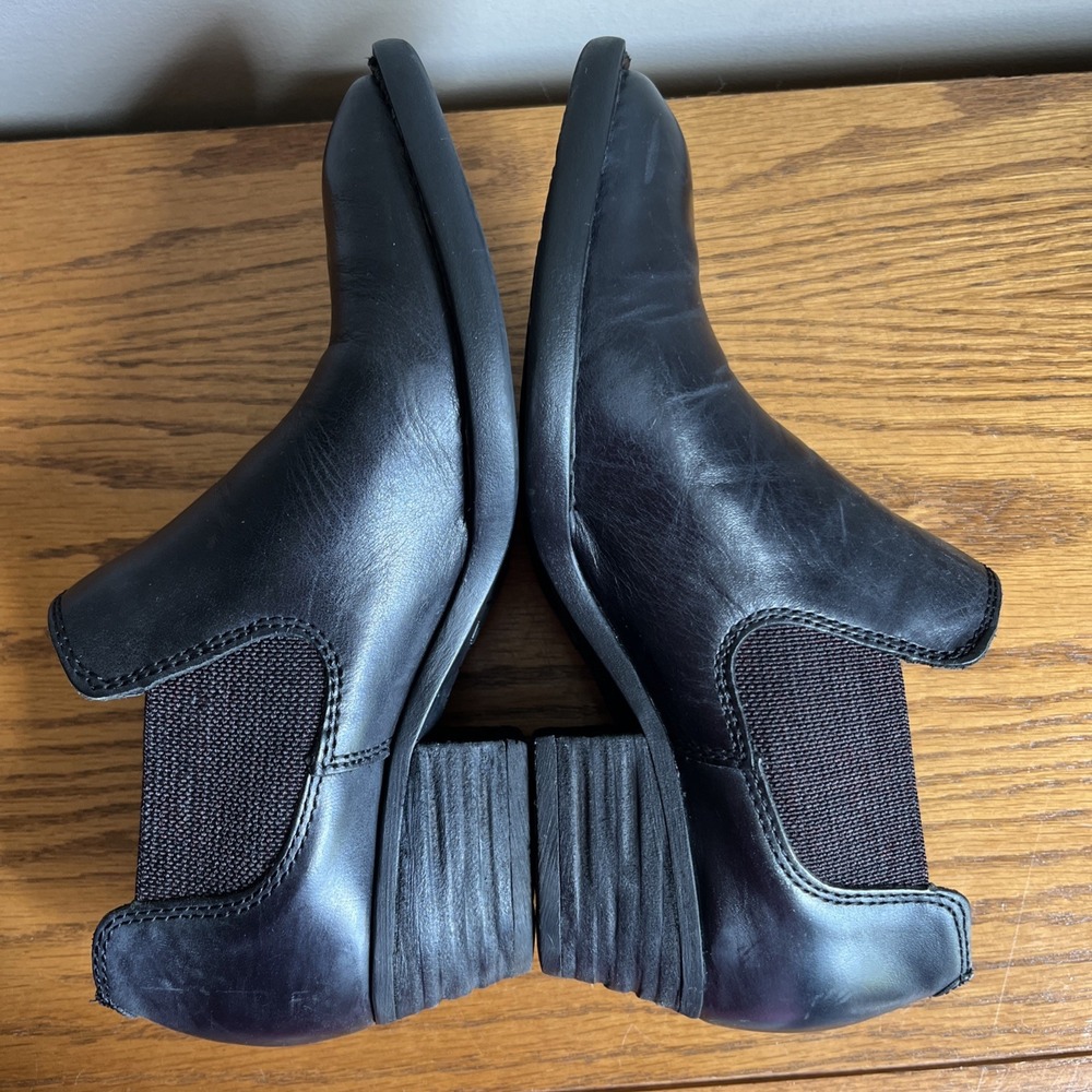 Born Women's Size 6 Dallia Black Leather Ankle Bootie Block Heel Shoes - Picture 8 of 12